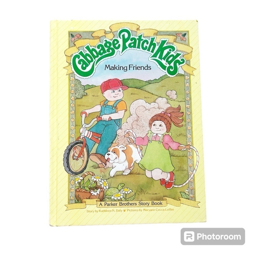 1984 Cabbage Patch Kids Making Friends Hardcover A Parker Bros Story Book